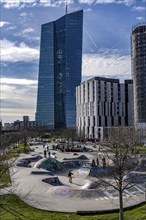 Building of the European Central Bank, ECB, Skaterpark am Ostenhafen, am Main in Frankfurt, Hesse,