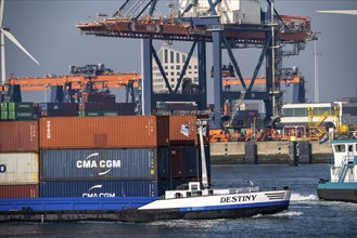 Container freighter in the Yangtzekanaal, Euromax Container Terminal, Maasvlakte 2, Rotterdam,