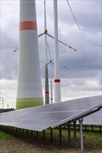 Wind farm and large-scale photovoltaic system, north-east of Bad Wünnenberg, near the village of