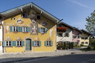 Typical Bavarian houses, Lüftlmalerei, Mittenwald, Werdenfelser Land, Upper Bavaria, Bavaria,