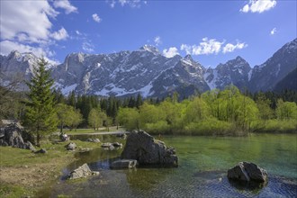 Lago Fusine and the Mangart mountain range, Tarvisio, province of Udine, Italy, Europe