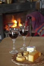 Red wine in glasses, nutrition, food, alcohol, food culture, open fire, romance, cheese platter,