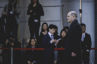 Olaf Scholz (SPD), Federal Chancellor, pictured in front of a joint meeting with Srettha Thavisin