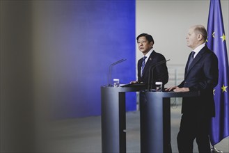 (R-L) Olaf Scholz (SPD), Federal Chancellor, and Ferdinand Marcos Jr, President of the Philippines,