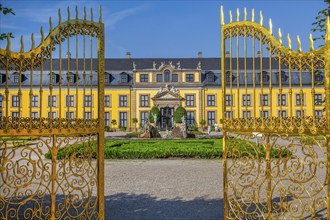 Golden Tor Tor with gallery building in the Great Garden, Herrenhausen Gardens, Hanover, Lower