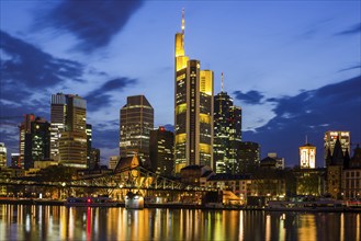 Skyline and banking district after sunset, Daemmerung, Tower 185, Commerzbank, HelaBa, Hessische