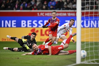 Tor tor by Maximilian Mittelstädt VfB Stuttgart (07) against goalkeeper Kevin Müller 1. FC