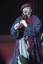 Clown Oriol at the Roncalli Christmas Circus in Berlin's Tempodrom on 20 December 2024