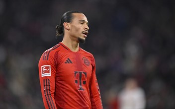 Leroy Sane FC Bayern Munich FCB (10) Disappointment disappointed after missed goal opportunity