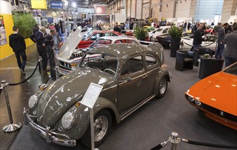 Visitors at the Techno Classica trade fair for classic and prestige cars, motorsport, motorbikes,