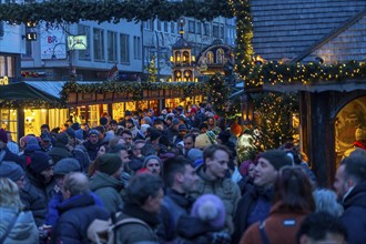 Christmas market at the Alter Markt in the old town of Cologne, Sunday shopping in Cologne city