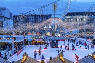 Essener Wintertraum, ice rink and catering on the Kennedyplatz in Essen, on over 2, 000 m2 and 2