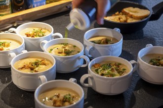 Onion soup, crôutons, parmesan, Christmas dinner 2023, Gelting, Geretsried, Upper Bavaria, Bavaria,