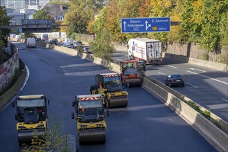 New whisper asphalt surface for the A40 motorway, in the city of Essen, direction Dortmund, 95, 000