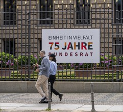 Unity in diversity, slogan on the fence of the Bundesrat building, Berlin, Germany, Europe