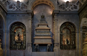 Interior view, tomb of Henry I, royal tomb, typically carried by elephants, monastery church Igreja