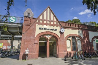 Waidmannslust S-Bahn station, Waidmannsluster Damm, Reinickendorf, Berlin, Germany, Europe