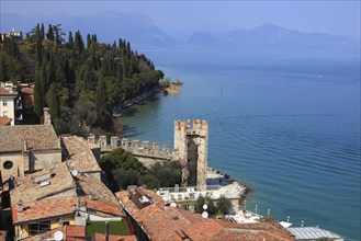 Old town centre of Sirmione on the southern shore of Lake Garda, province of Brescia, Lombardy,