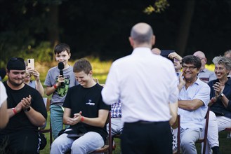 Federal Chancellor Olaf Scholz, (SPD), pictured during a citizens' dialogue in Seelow. 29.08.2024