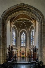 Our Lady Church, Central nave and chapels, Nieuwpoort, West Flanders, Belgium, Europe