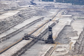 Hambach opencast mine, lignite mining, largest lignite mine in Europe, RWE, Rhenish lignite mining