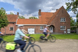 De Landloper, experience centre, café and former warden's house at the Colony of Wortel near