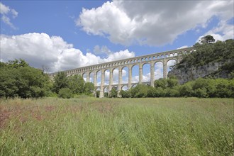 Roquefavour aqueduct built in 1847 by Canal de Marseille, viaduct, archways, Ventabren,