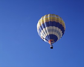 Hot Air balloon in flight, Gatineau, Outaouais, Quebec, Canada, North America