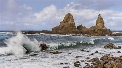 The north-west coast of La Gomera. The rock formation Baja de Los Roques, also known as Roques de