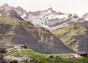 Gornergrat Bahn, Hotel und Bahnhof Riffelberg, Wallis, Alpen, Schweiz / Gornergrat Railway,