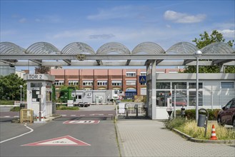 Factory gate, Mercedes Benz plant, Daimlerstraße, Marienfelde, Tempelhof-Schöneberg, Berlin,