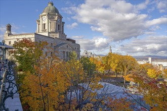 Indian Summer Old Post Office from 1873 Quebéc Canada