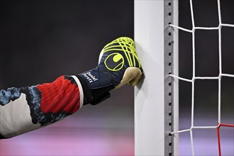 Detail, close-up, goalkeeper glove on goalpost, goalkeeper Daniel Peretz FC Bayern Munich FCB (18)