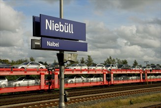 Car train to Westerland on Sylt, car loading, Niebüll, North Frisia, Schleswig-Holstein, Germany,