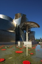 Guggenheim Museum Bilbao, architect Frank O. Gehry, Bilbao, Basque Country, Spain, Europe