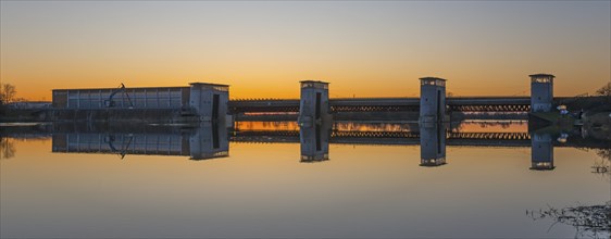 Sunset, Weser weir Intschede, Weser barrage Langwedel, Langwedel hydroelectric power plant power