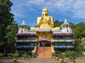 Seated Buddha, golden temple, Dambulla, Sri Lanka, Asia