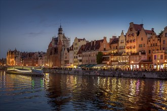 Old buildings, facades, riverside promenade Long Bridge, Dlugie Pobrzeze, Motlawa River, Old Town,