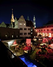 The nostalgic Christmas market in the stable yard of Dresden's Residence Palace also offers quiet