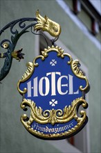 Sign for guest rooms at a hotel, Rothenburg ob der Tauber, Tauber valley, Franconia, Bavaria,