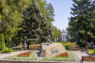 Cholponbek Bazarbayev Monument, City Park, Bishkek, Kyrgyzstan, Asia