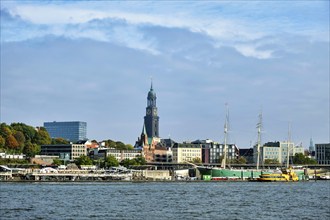 Hamburg museum ship Rickmer Rickmers at the Landungsbrücken, behind the Michel, Hamburg, Land