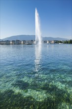 The Jet d'eau, the landmark in the Lake Geneva basin, Canton Geneva, Switzerland, Europe