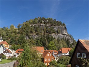 Village with half-timbered houses and half-timbered houses in front of rocks, Oybin, Zittau