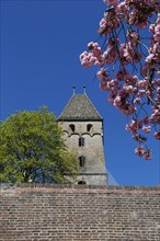 Metzgerturm with an installation by Johannes Pfeiffer, temporary art in public space, contemporary