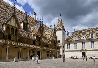 Courtyard of the Hôtel-Dieu, former hospital founded in 1443, Beaune, Côte-d'Or department,