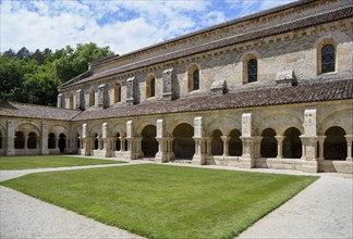 Cloister of the Cistercian Abbey of Fontenay, Unesco World Heritage Site, Cote d'Or, Burgundy,