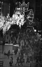 The Essen Light Weeks, here on 10.12.1974 in Kettwiger Strasse, celebrated its 25th anniversary in