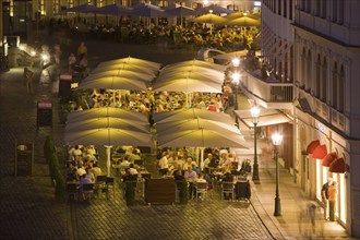 Numerous pubs and restaurants can be found in the rebuilt town houses around the Church of Our Lady