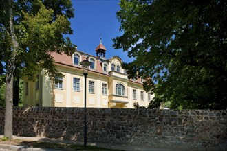 Haus Albertsberg or Albertsburg is a winery house converted into a neo-baroque castle with an